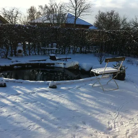 לינה וארוחת בוקר - Udsigten הורסנס